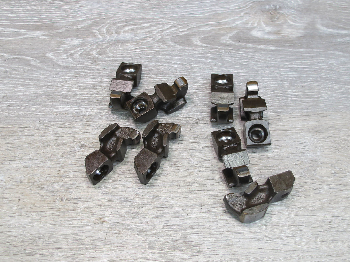 86-91 Mercedes 560SEC 560SEL M117 Rocker Arm & Valve Adjust Shim Set Left OEM