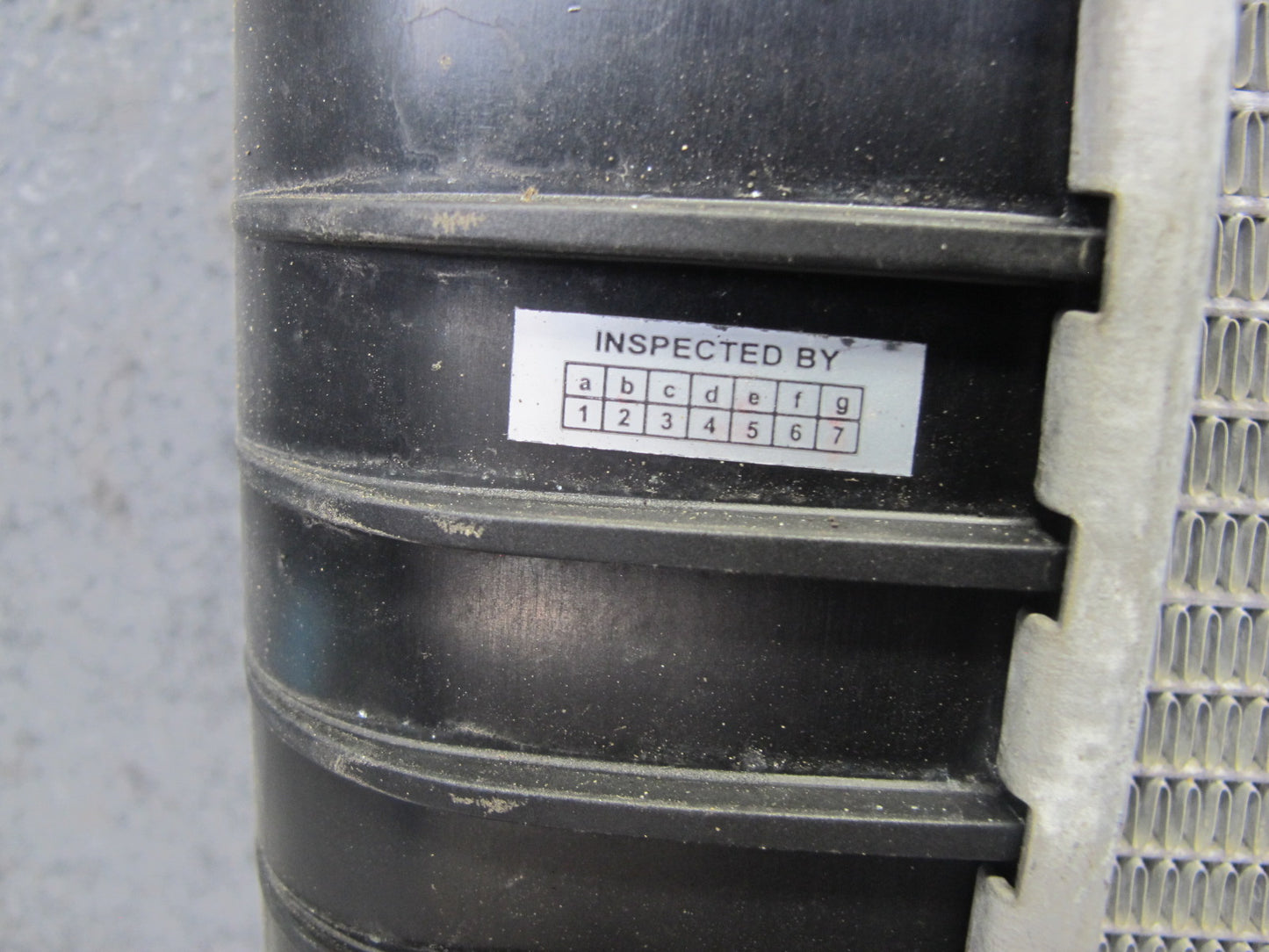 2003-2007 Hummer H2 6.0L Engine Motor Coolant Radiator