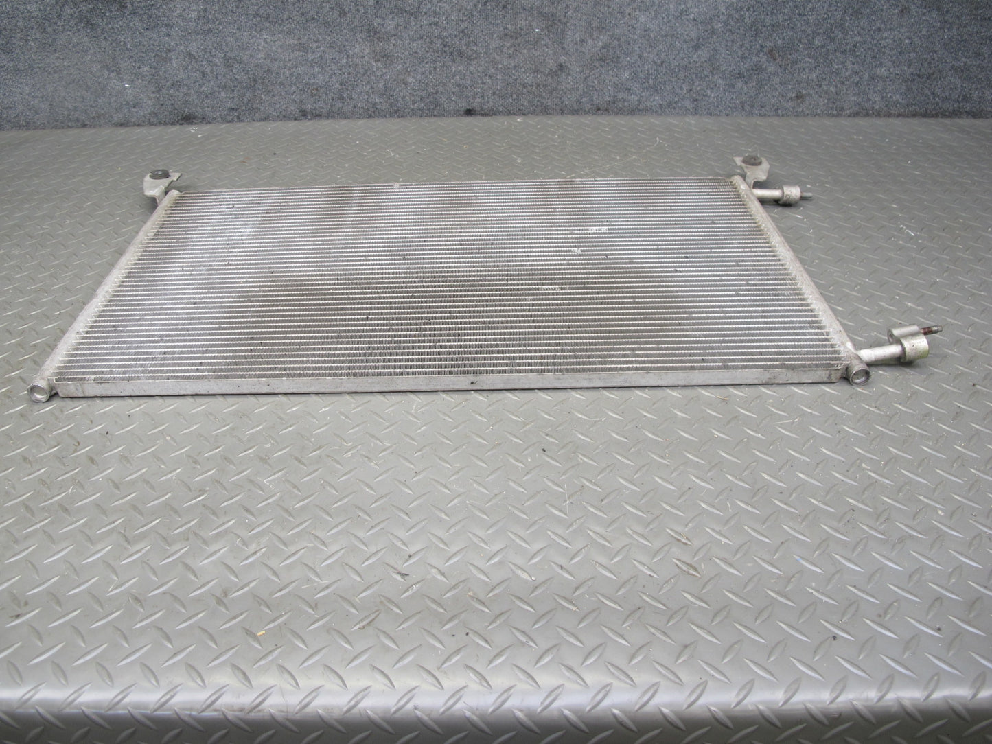 2003-2007 Hummer H2 A/C Air Condition Condenser