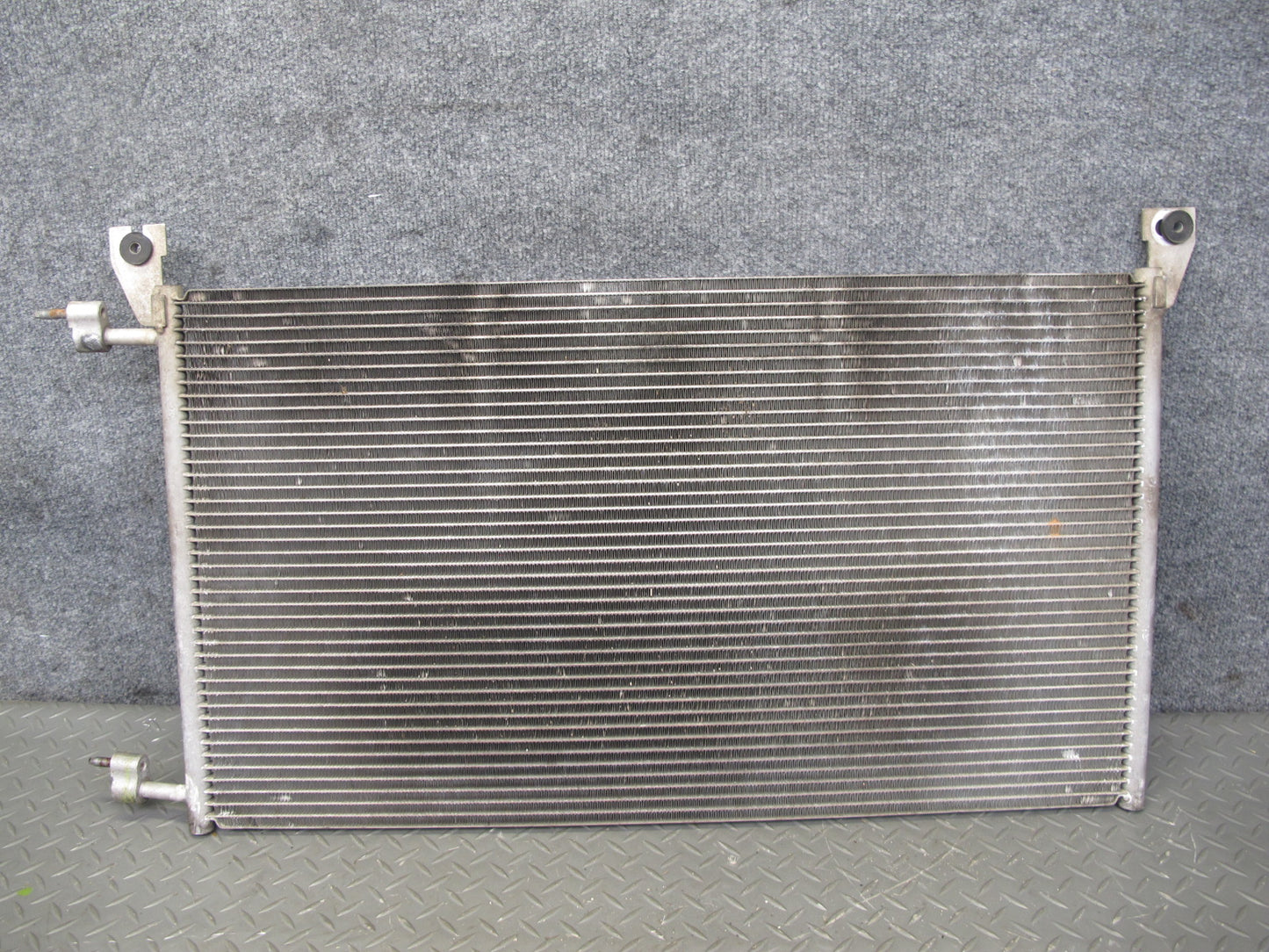 2003-2007 Hummer H2 A/C Air Condition Condenser