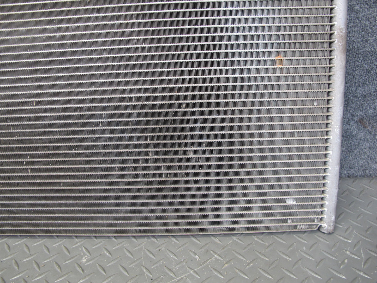 2003-2007 Hummer H2 A/C Air Condition Condenser