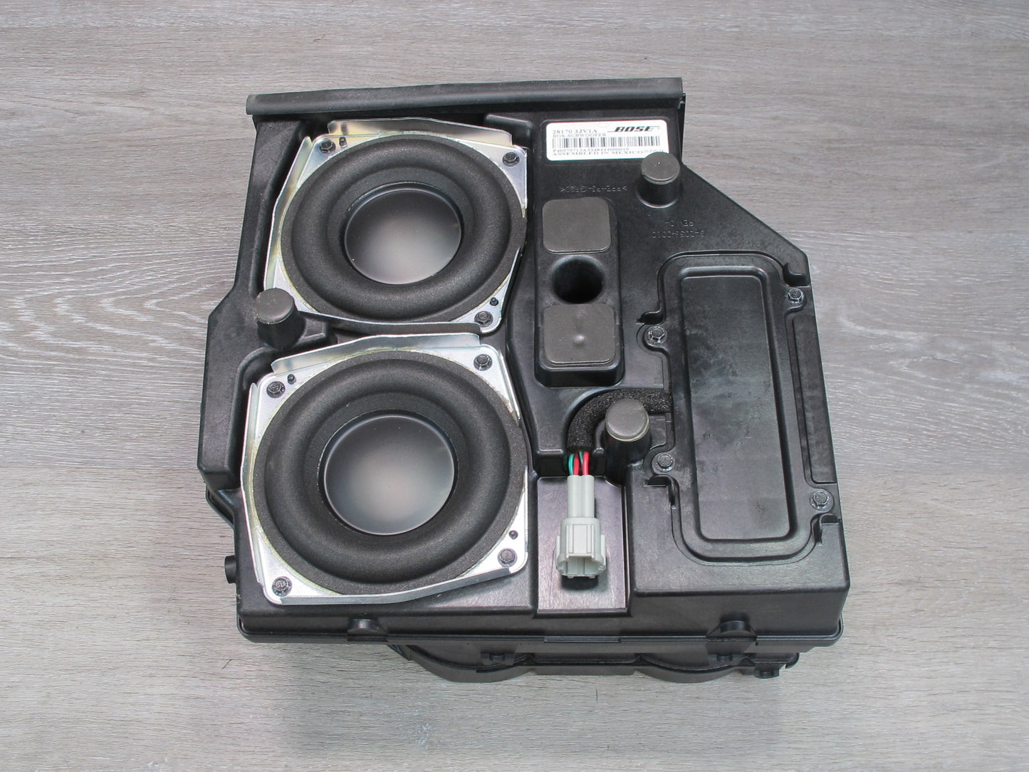 2014-2020 Infiniti QX60 Bose Subwoofer Audio Sound Speaker Assembly 28170-3JV1A