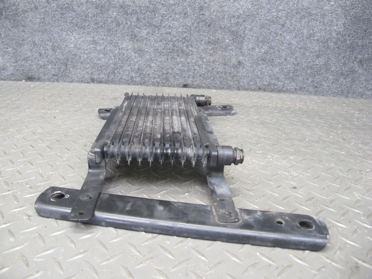 2003-2007 Hummer H2 6.0L Automatic Transmission Oil Fluid Cooler W/ Bracket