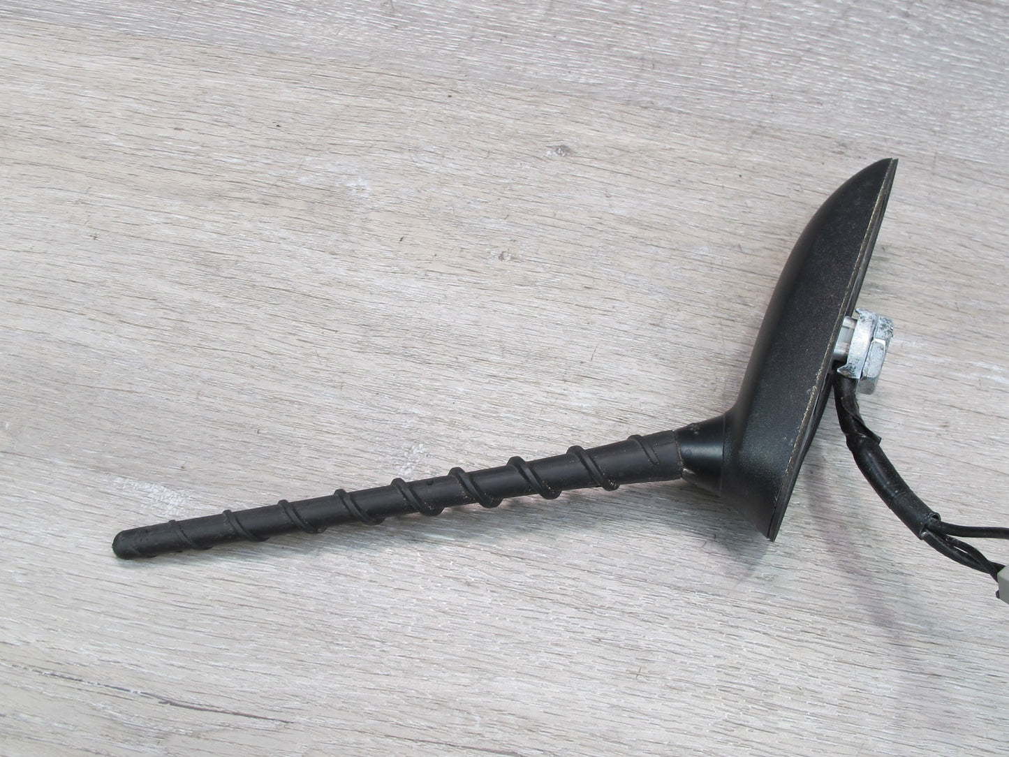 2013-2020 Infiniti JX36 QX60 Roof Radio Antenna 28208-3JA0A