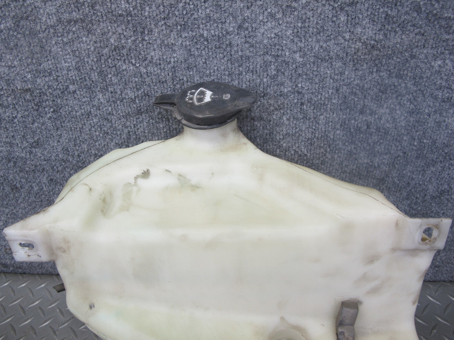 2003-2007 Hummer H2 Front Windshield Wiper Washer Reservoir Tank Bottle