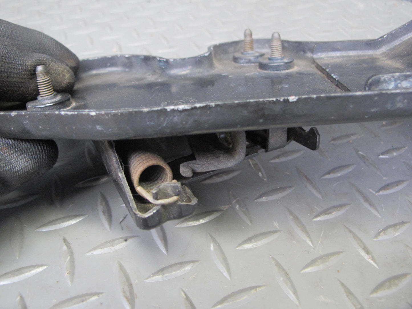 2003-2007 Hummer H2 Front Hood Bonnet Lock Latch W/ Bracket