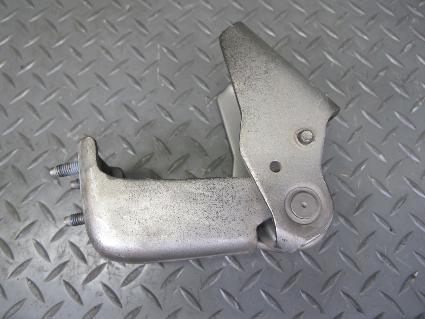 2003-2009 Hummer H2 Front Right & Left Side Hood Bonnet Hinge Support Set