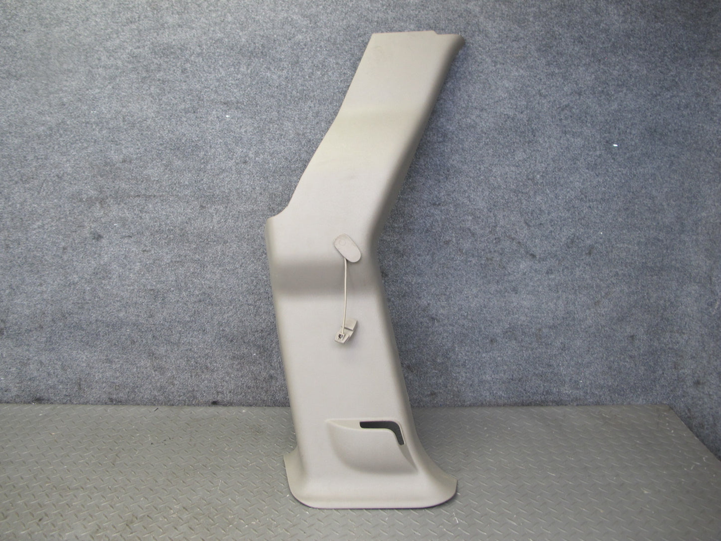 2003-2007 Hummer H2 Rear Right & Left Side C Pillar Trim Cover Panel Set