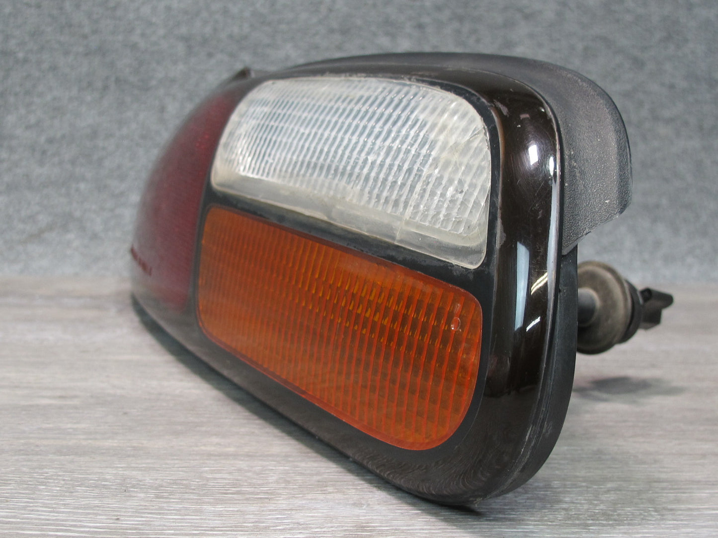97-02 Chevrolet Camaro Z28 Rear Left Tail Light Lamp Assembly OEM