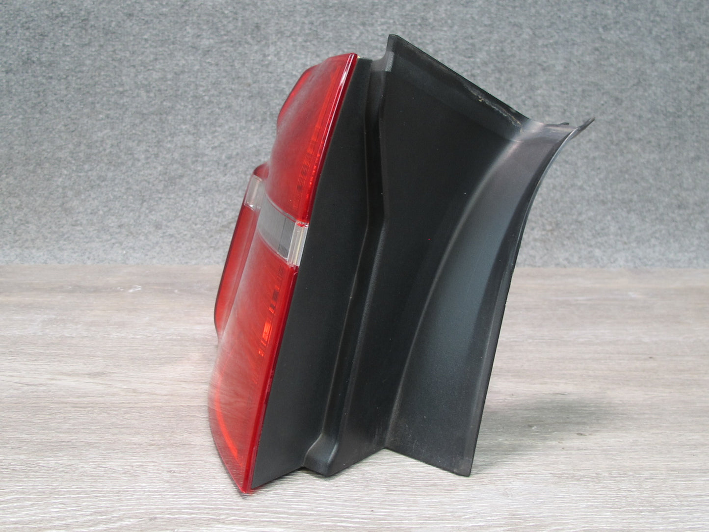 2008-2012 BMW X6 E71 E72 Rear Left Outer Tail Light Lamp