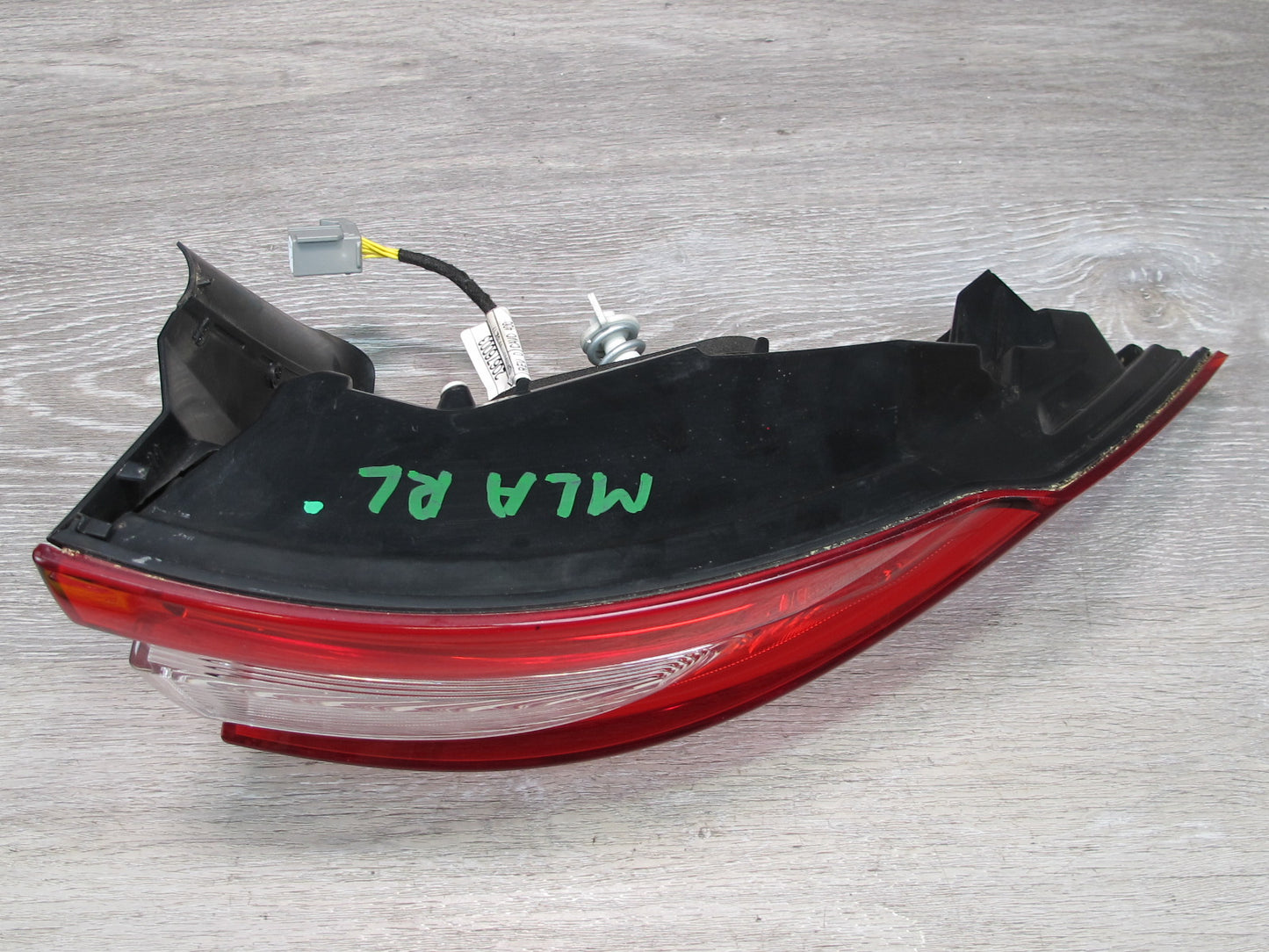 2017-2020 Maserati Levante M161 Rear Left Outer Tail Light Lamp 670035797