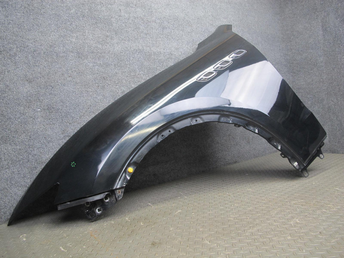 2017-2024 Maserati Levante M161 Front Left Fender Shell Cover Panel Black