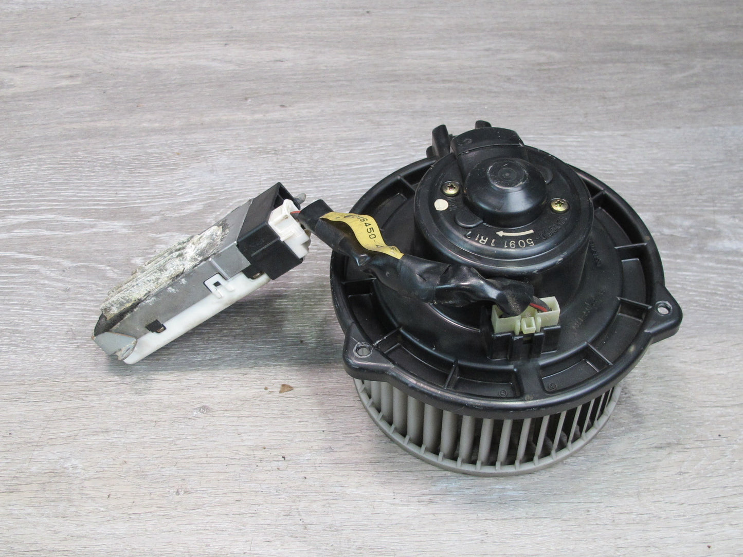92-00 Lexus UZZ30L SC300 SC400 A/C Heater Blower Motor Fan w Resistor OEM