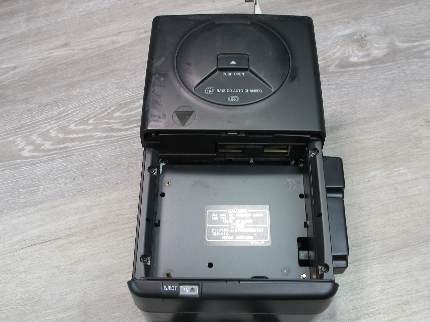 92-97 Lexus UZZ30L SC300 SC400 CD Changer Player NO Magazine 86270-24052 OEM