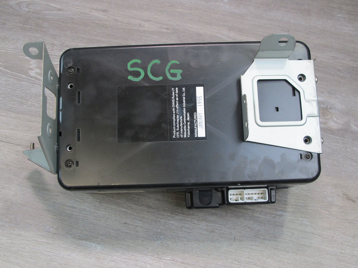 92-97 Lexus UZZ30L SC300 SC400 CD Changer Player NO Magazine 86270-24052 OEM