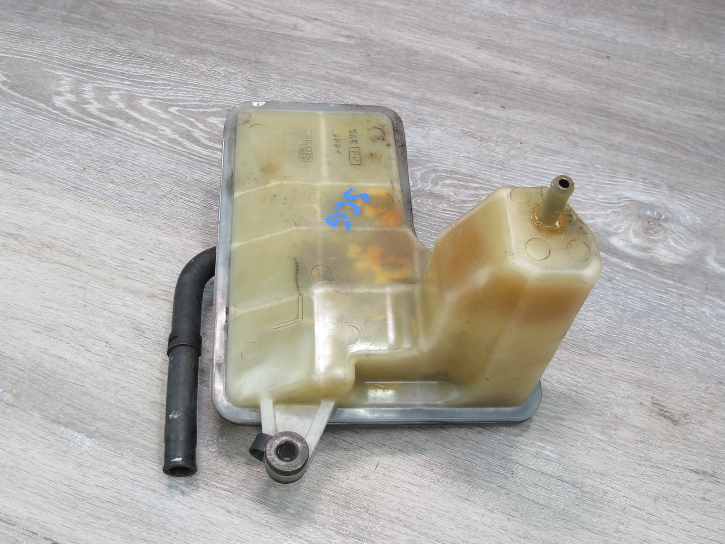 94-97 Lexus UZZ30L SC400 SC400 Engine Coolant Expansion Overflow Reservoir OEM