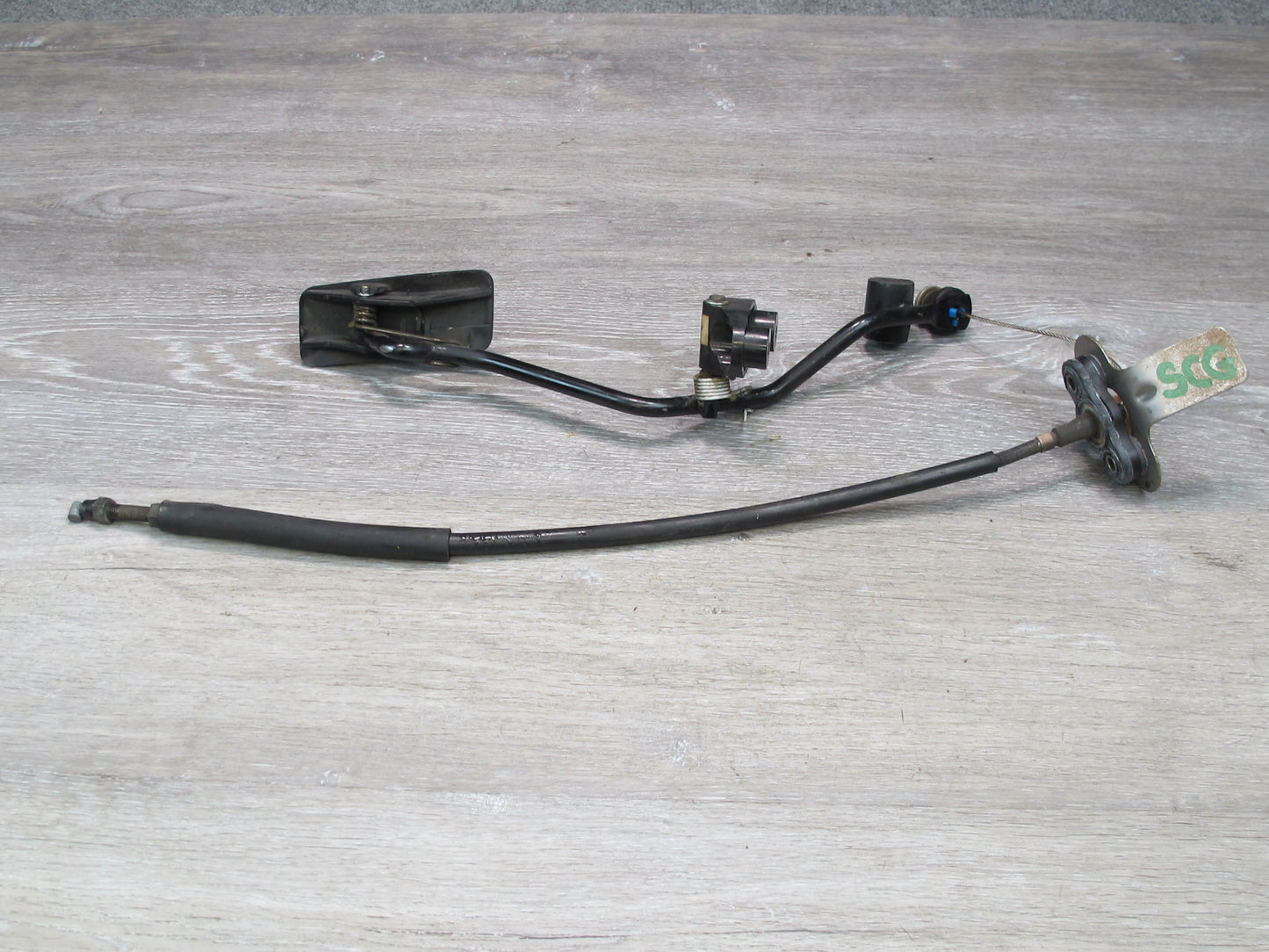 92-00 Lexus UZZ30L SC300 SC400 Gas Acceleration Pedal w Cable OEM