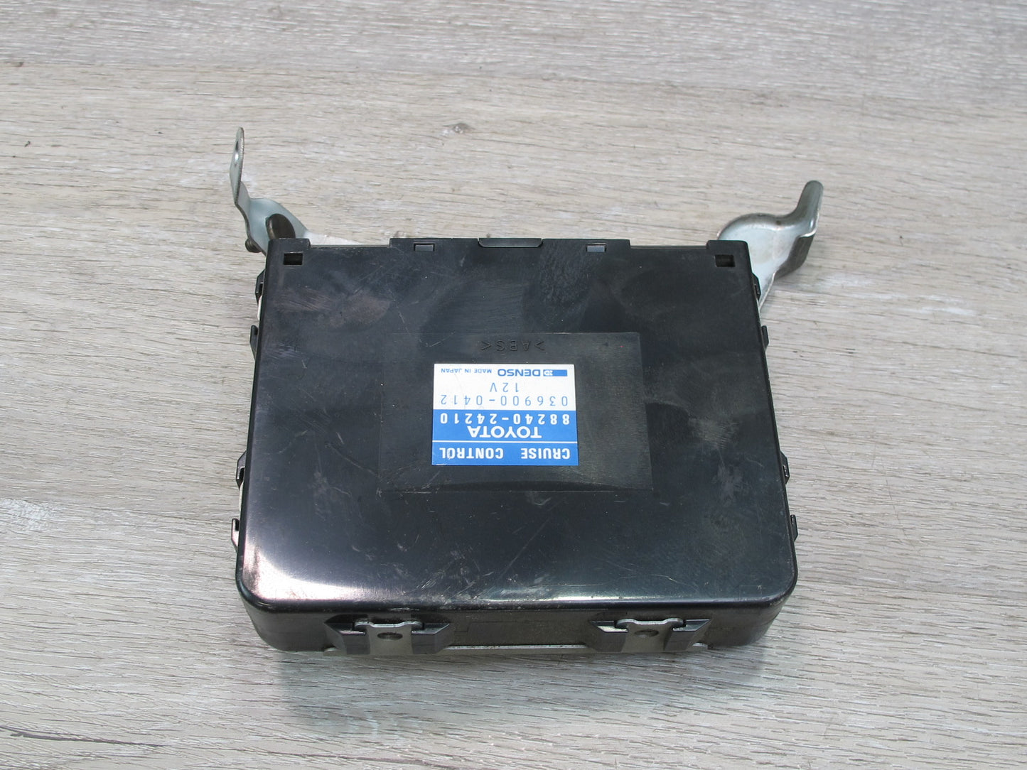 92-96 Lexus UZZ30L SC400 Cruise Control Module Unit 88240-24210 OEM
