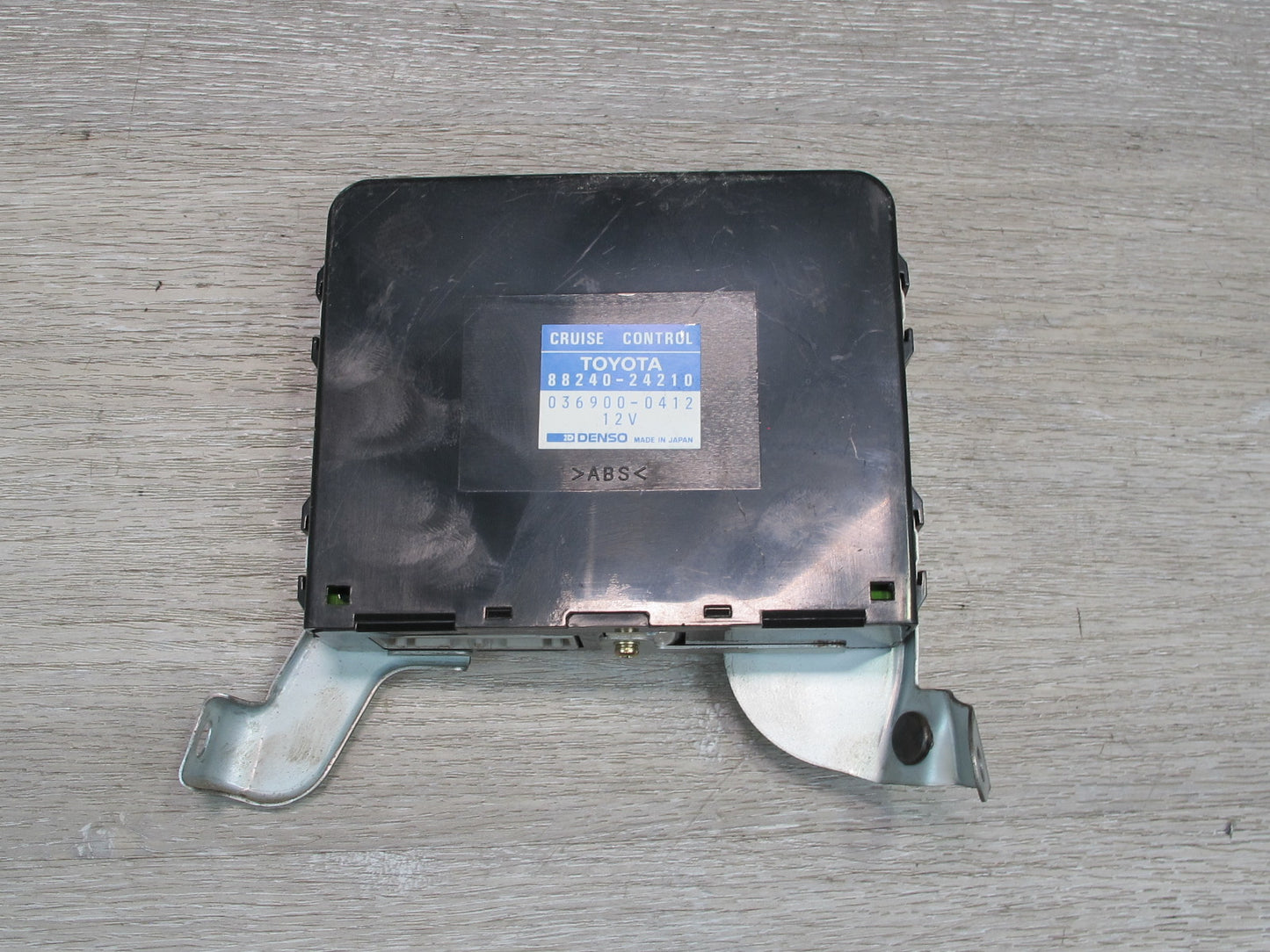 92-96 Lexus UZZ30L SC400 Cruise Control Module Unit 88240-24210 OEM