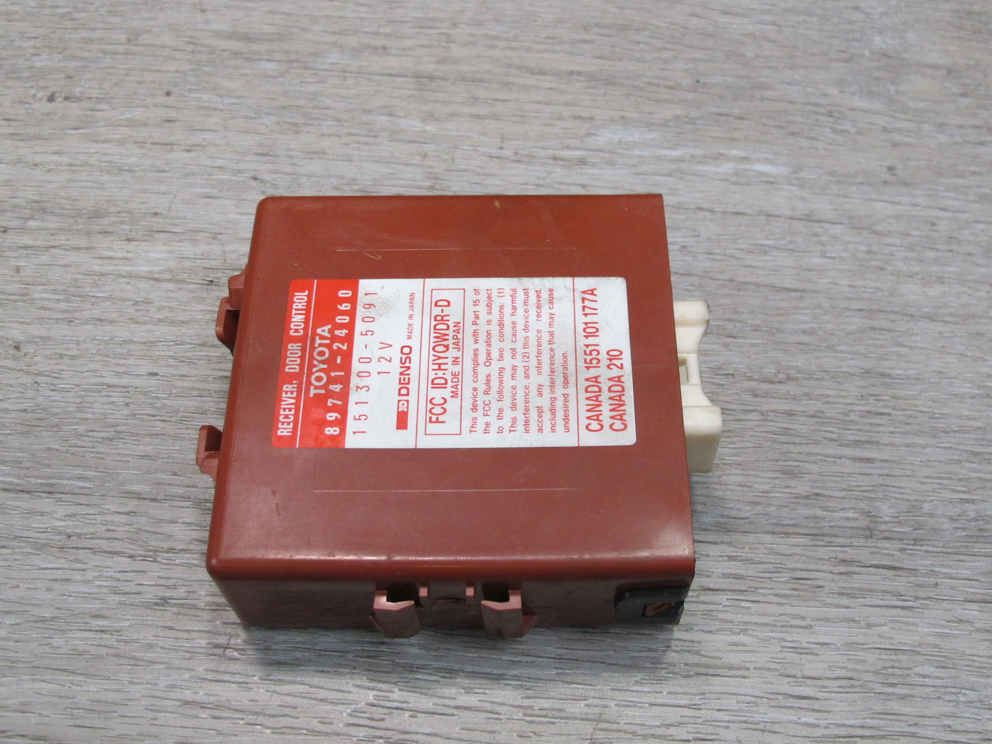 1996 Lexus UZZ30L SC300 SC400 Receiver Door Control Module 89741-24060 OEM