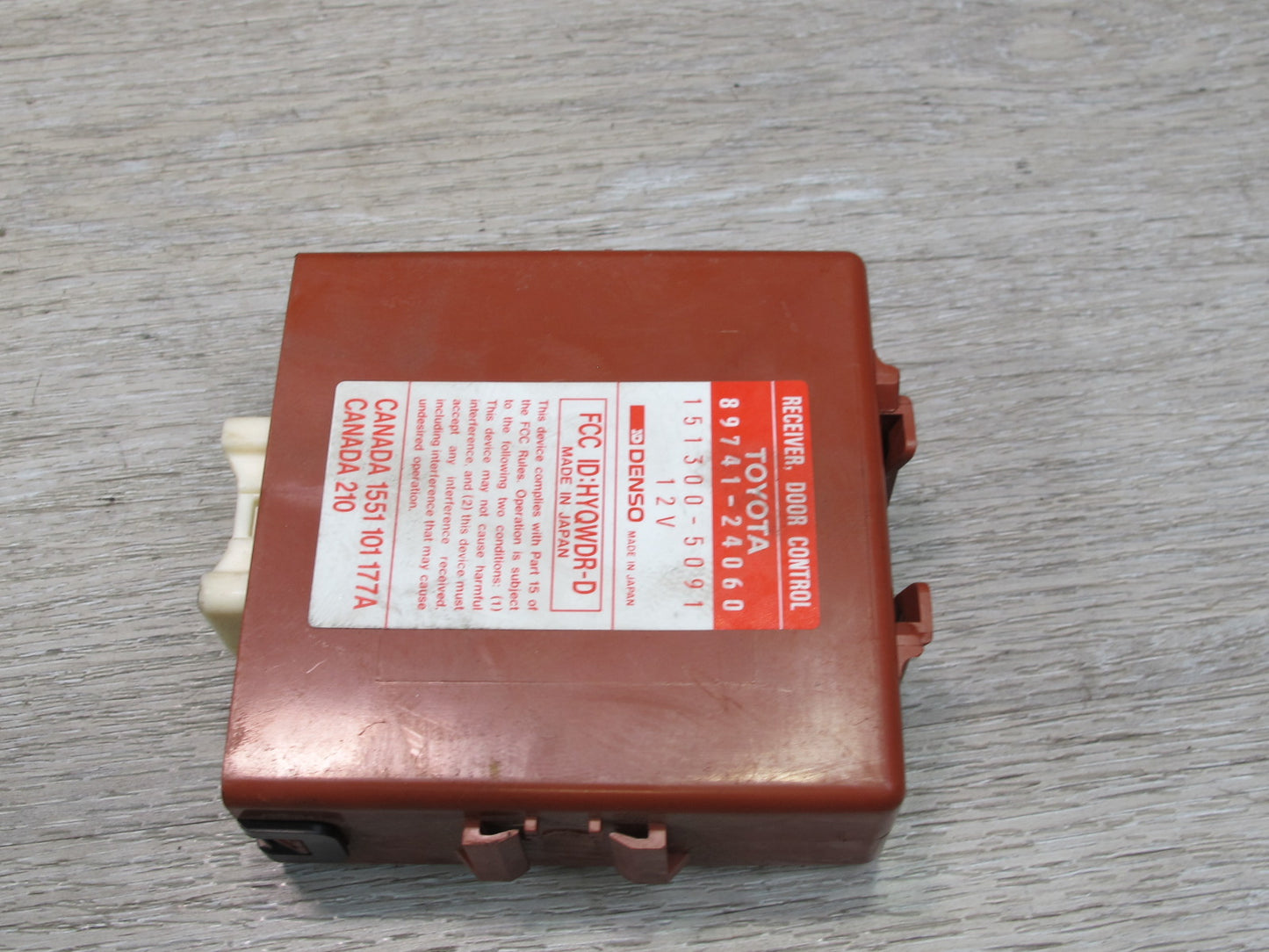1996 Lexus UZZ30L SC300 SC400 Receiver Door Control Module 89741-24060 OEM