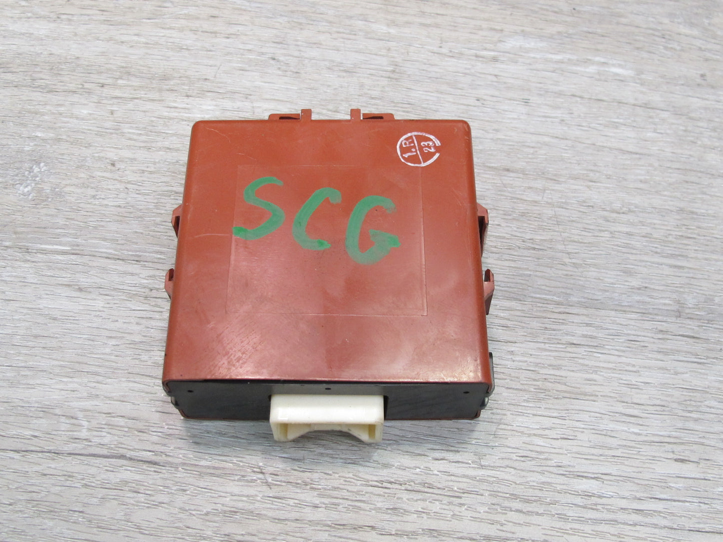 1996 Lexus UZZ30L SC300 SC400 Receiver Door Control Module 89741-24060 OEM