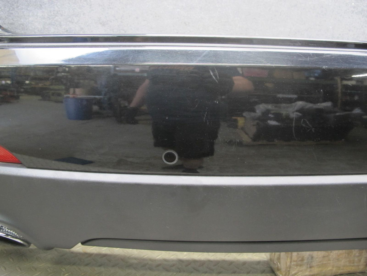 2017-2020 Maserati Levante M161 Rear Bumper Cover w PDC Sensors & Reflectors