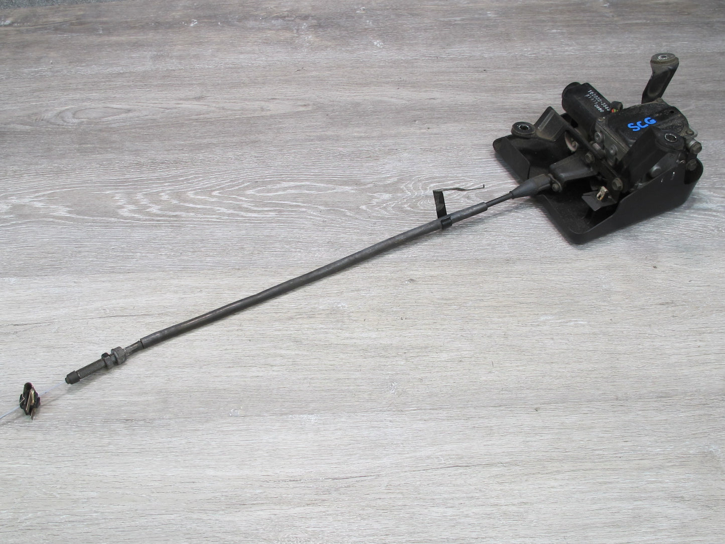 92-96 Lexus UZZ30L SC400 Cruise Control Actuator w Cable & Cover Assembly OEM