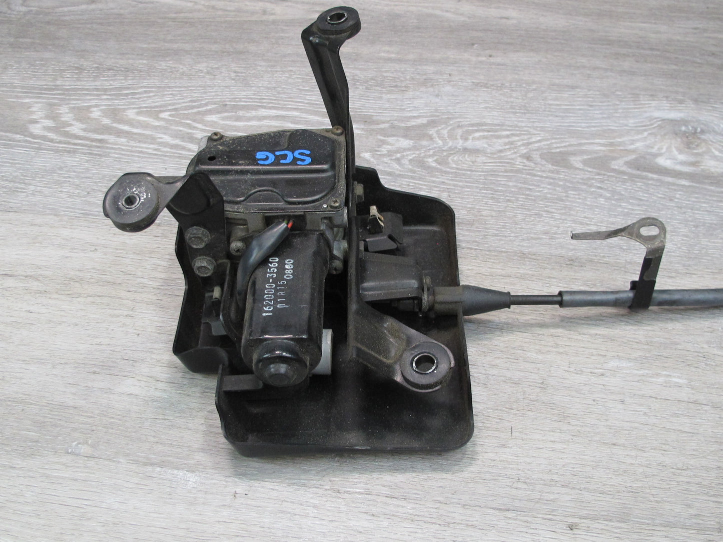 92-96 Lexus UZZ30L SC400 Cruise Control Actuator w Cable & Cover Assembly OEM