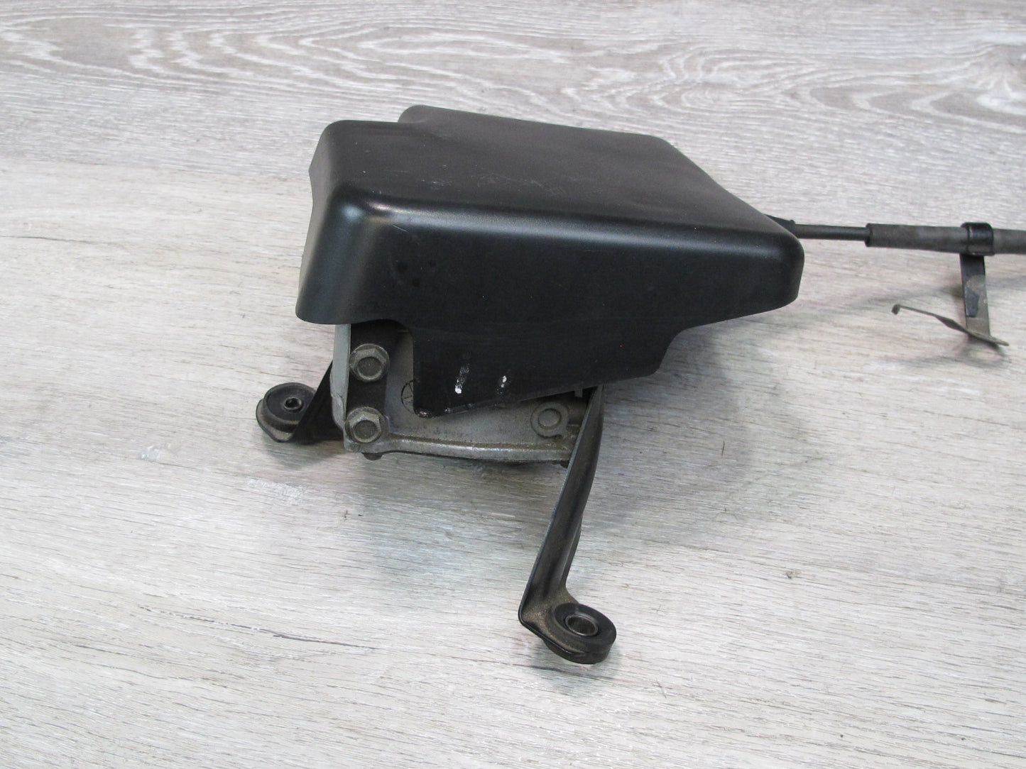 92-96 Lexus UZZ30L SC400 Cruise Control Actuator w Cable & Cover Assembly OEM