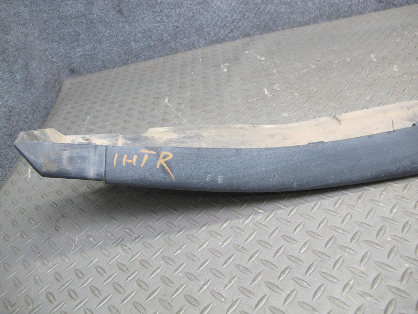 2003-2009 Hummer H2 Left & Right Side Rocker Skirt Panel Molding Trim Set