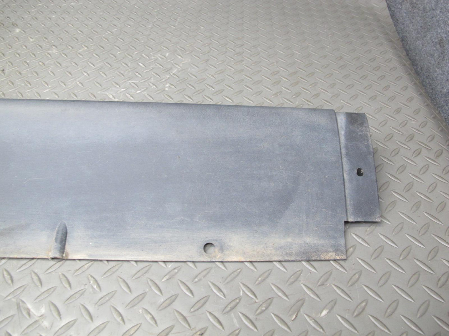 2003-2009 Hummer H2 Left & Right Side Rocker Skirt Panel Molding Trim Set