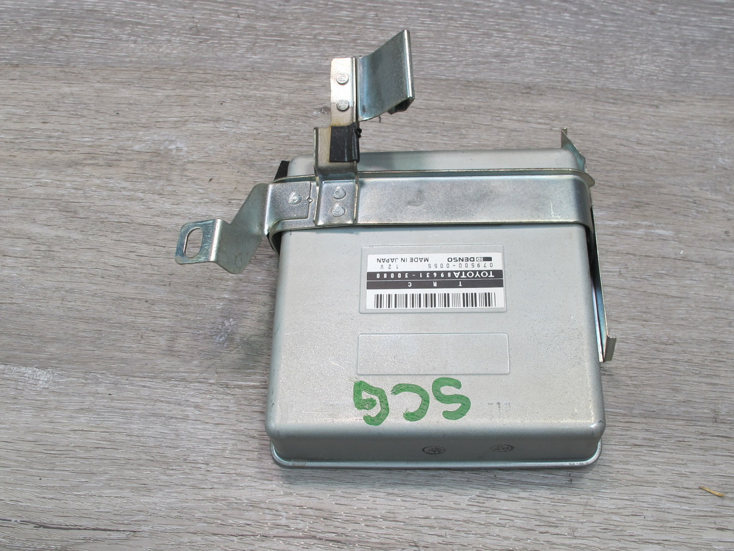 92-96 Lexus UZZ30L SC300 SC400 TRC Traction Control Module Unit 89631-30080 OEM