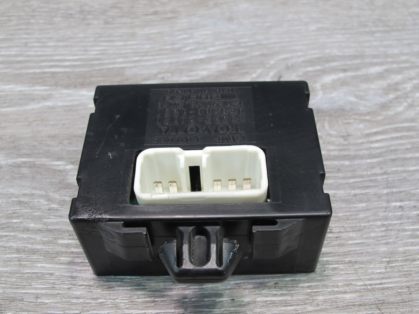 95-97 Lexus UZZ30L SC300 SC400 Lamp Failure Control Module 89373-24130 OEM