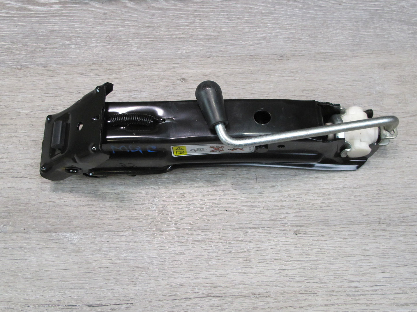 07-15 Mini Cooper R55 R56 R58 R59 R57 Tire Lift Jack Wrench Tool KIT w Foam OEM