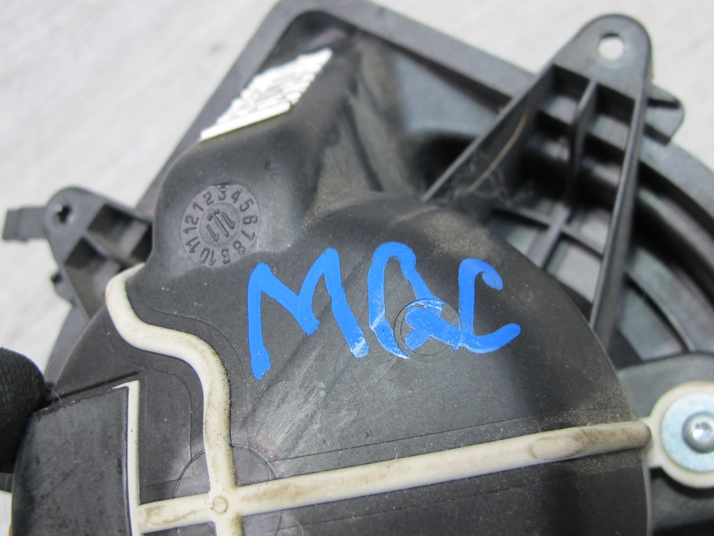 07-11 Mini Cooper R55 R56 R58 R59 A/C Heater Blower Motor Fan w Resistor OEM