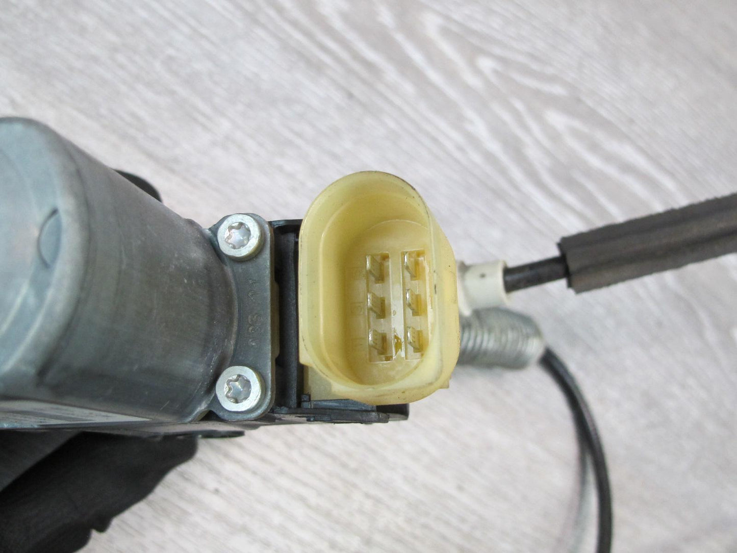 07-15 Mini Cooper R55 R56 R57 Front Right Door Window Regulator w Motor OEM
