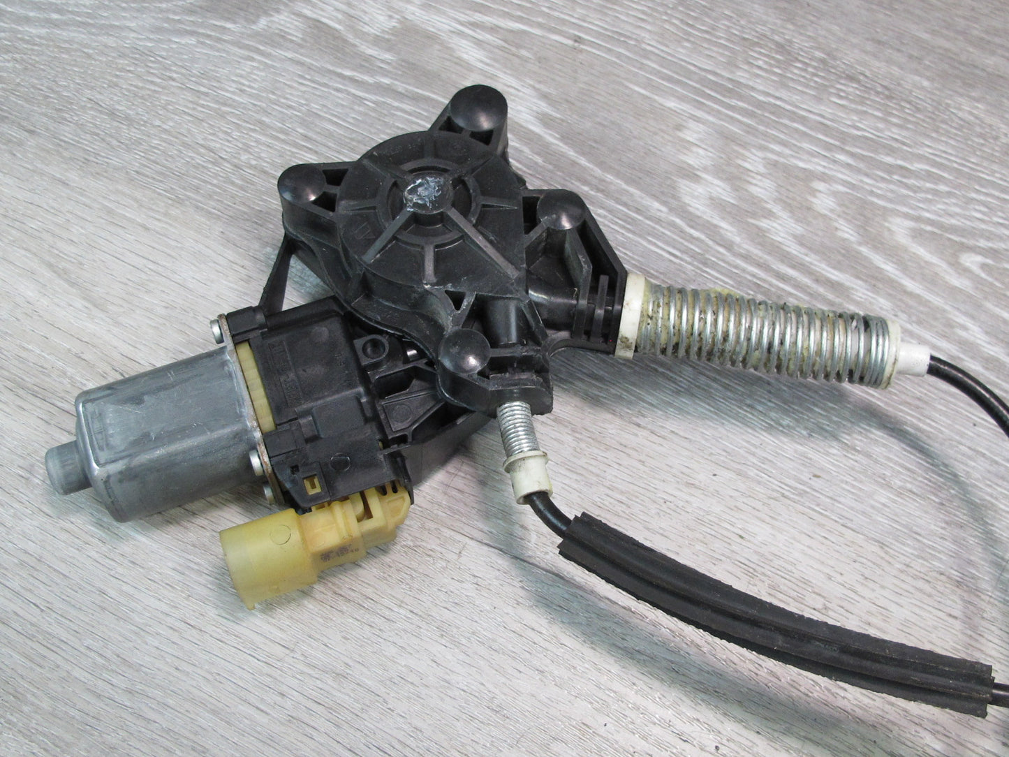 07-15 Mini Cooper R55 R56 R57 Front Right Door Window Regulator w Motor OEM