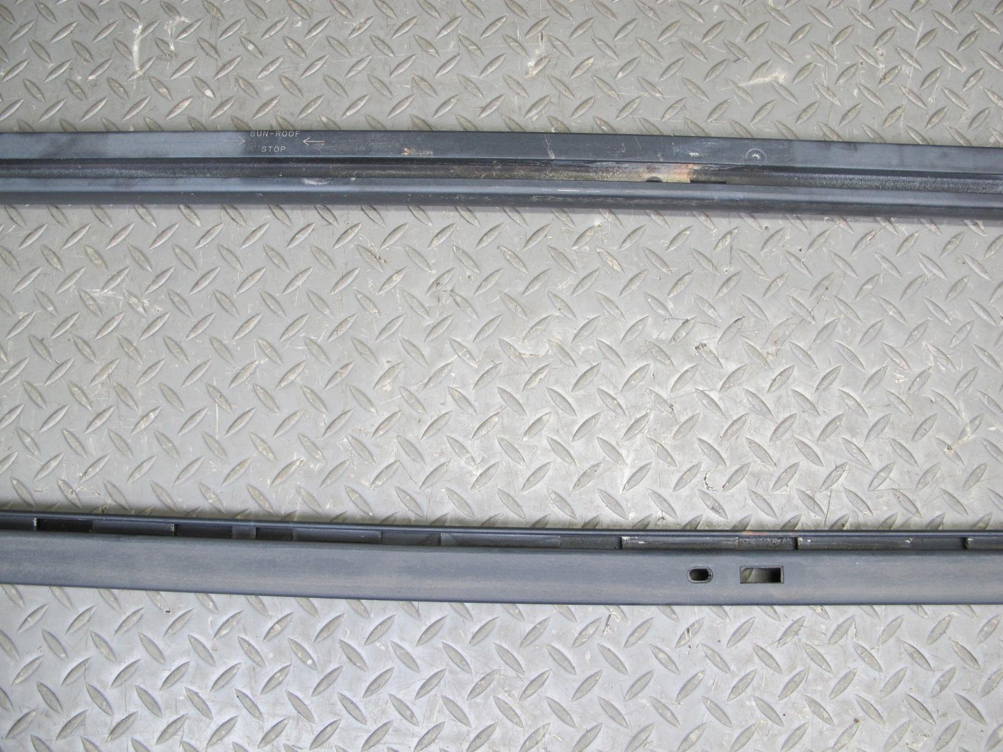 2003-2009 Hummer H2 Left & Right Roof Rail Track Luggage Bracket Molding Set