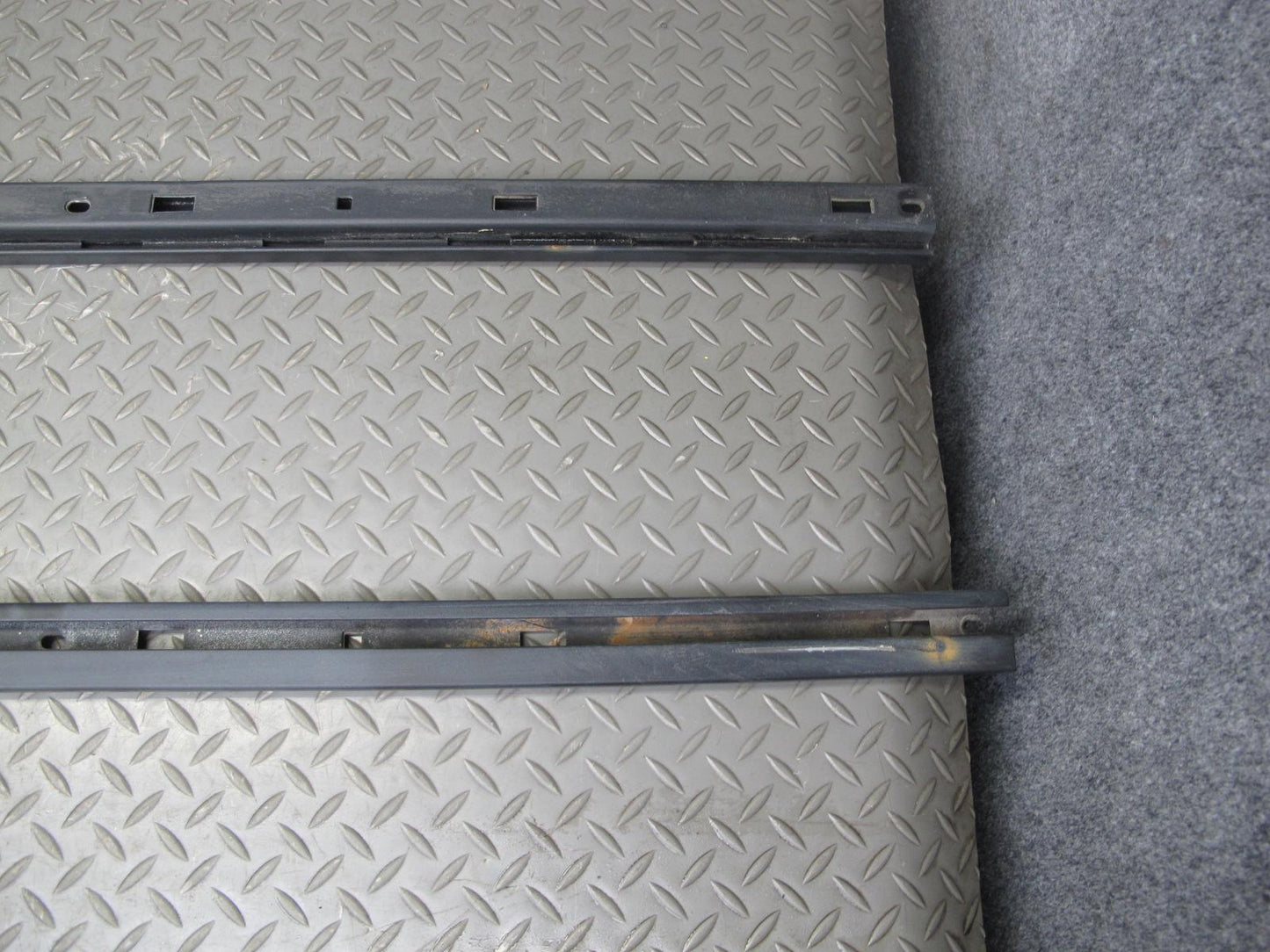 2003-2009 Hummer H2 Left & Right Roof Rail Track Luggage Bracket Molding Set