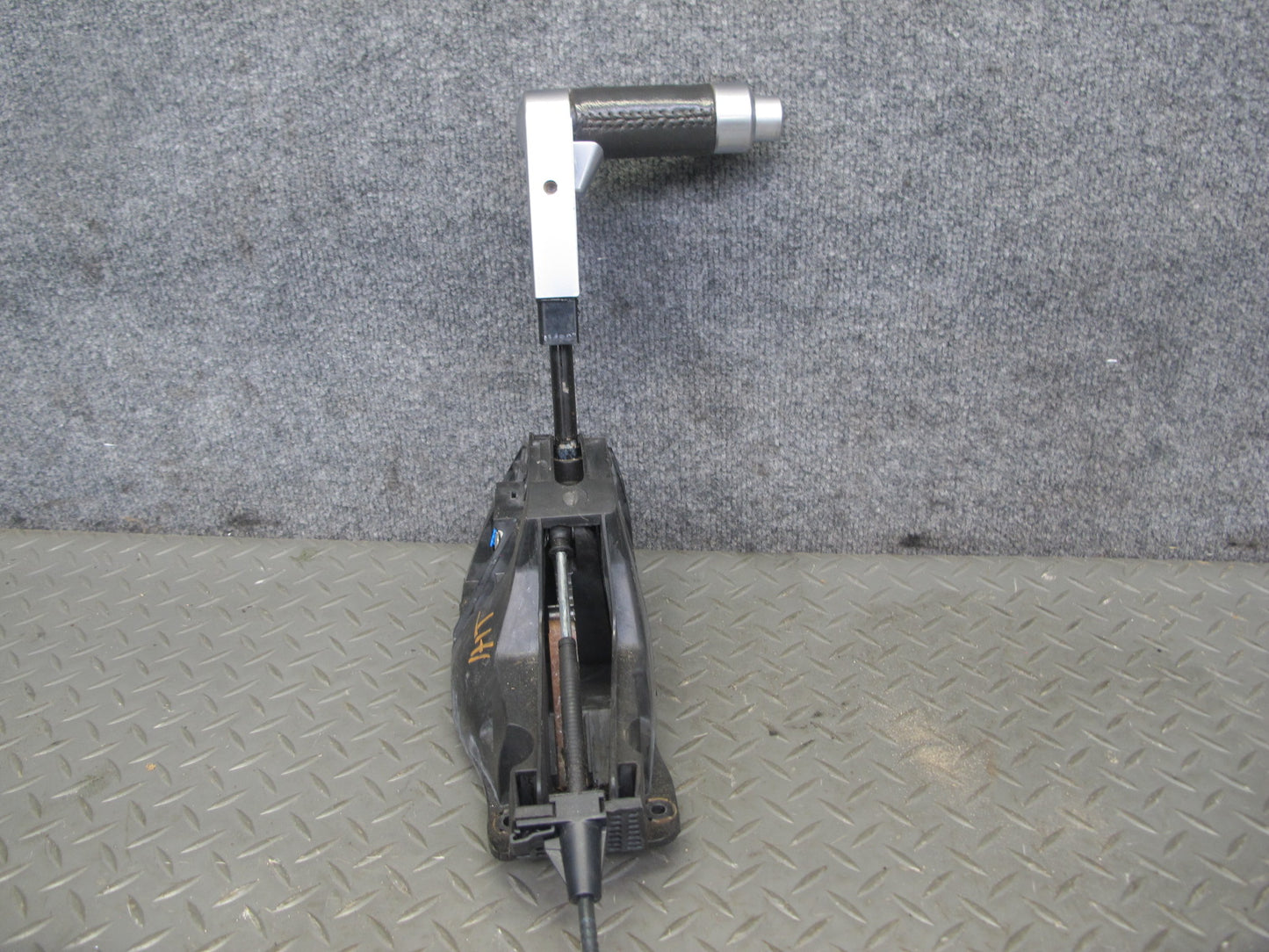 2003-2007 Hummer H2 A/T Automatic Transmission Gear Shifter Selector W/ Cable