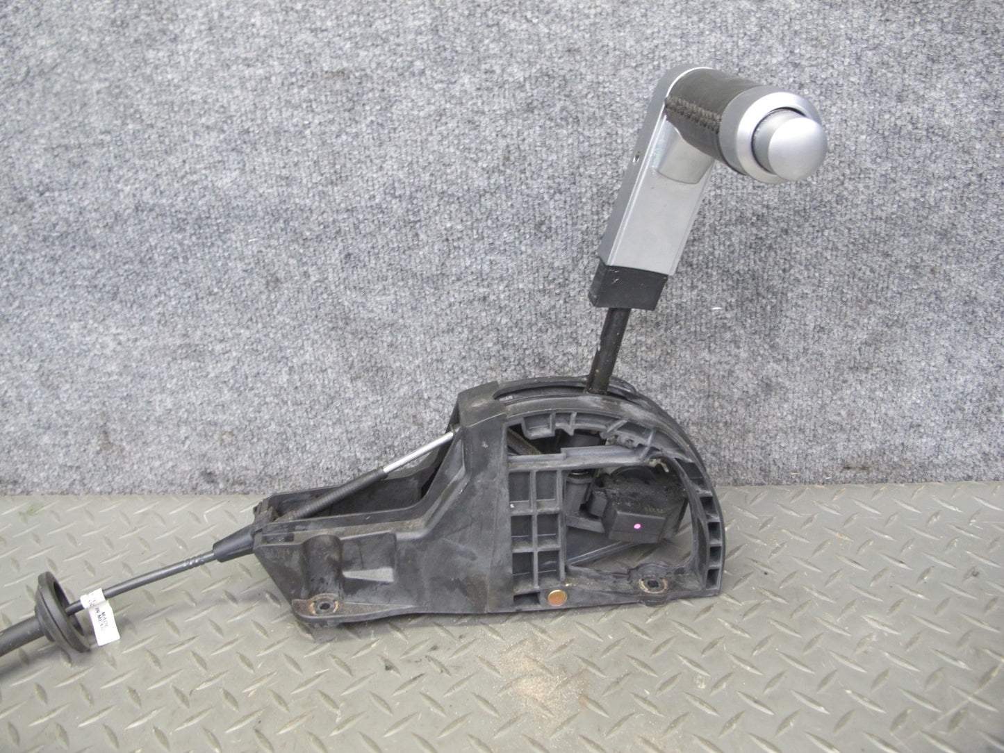 2003-2007 Hummer H2 A/T Automatic Transmission Gear Shifter Selector W/ Cable