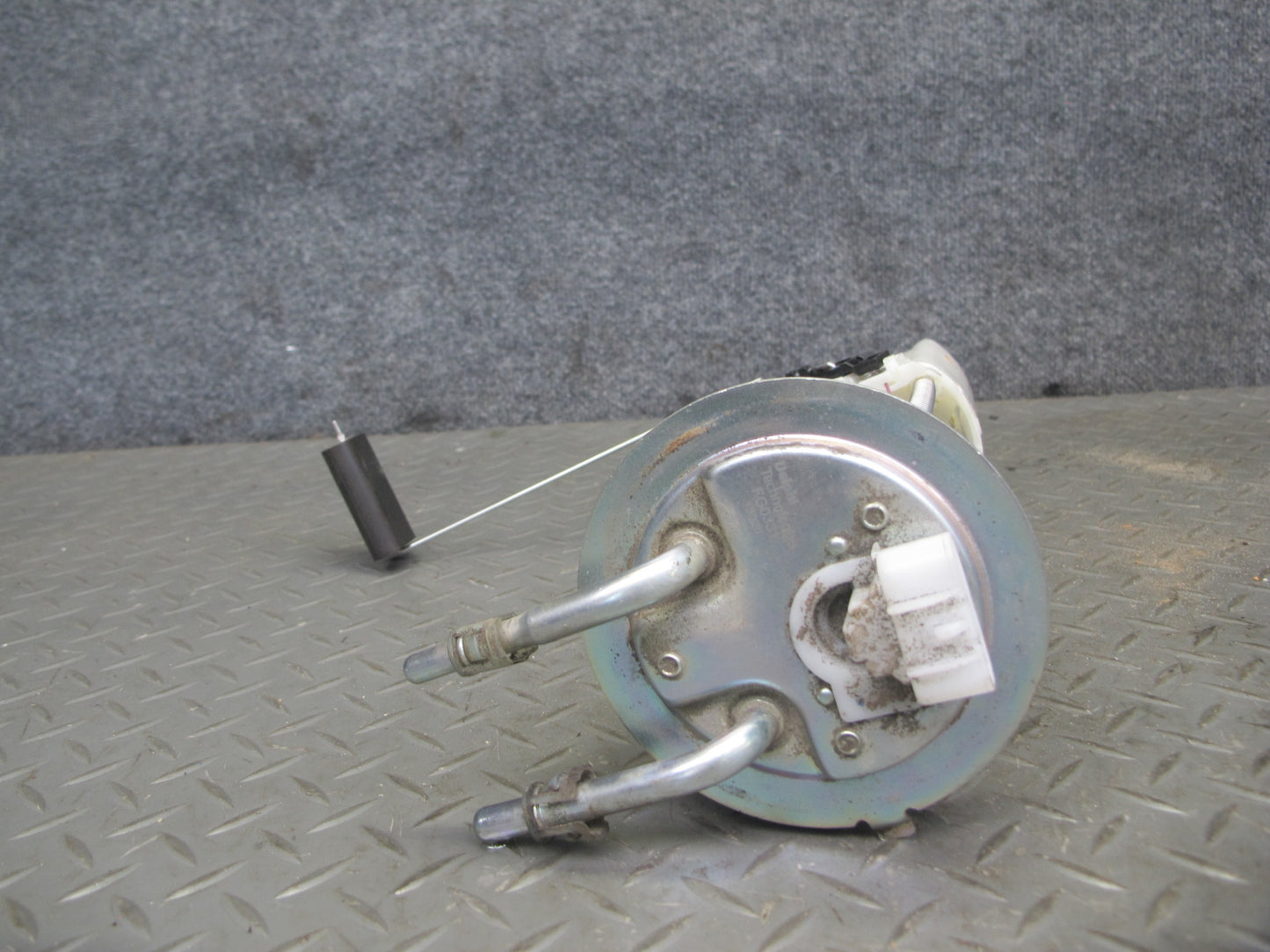 2003 Hummer H2 Fuel Pump Level Sensor Sending Unit Assembly