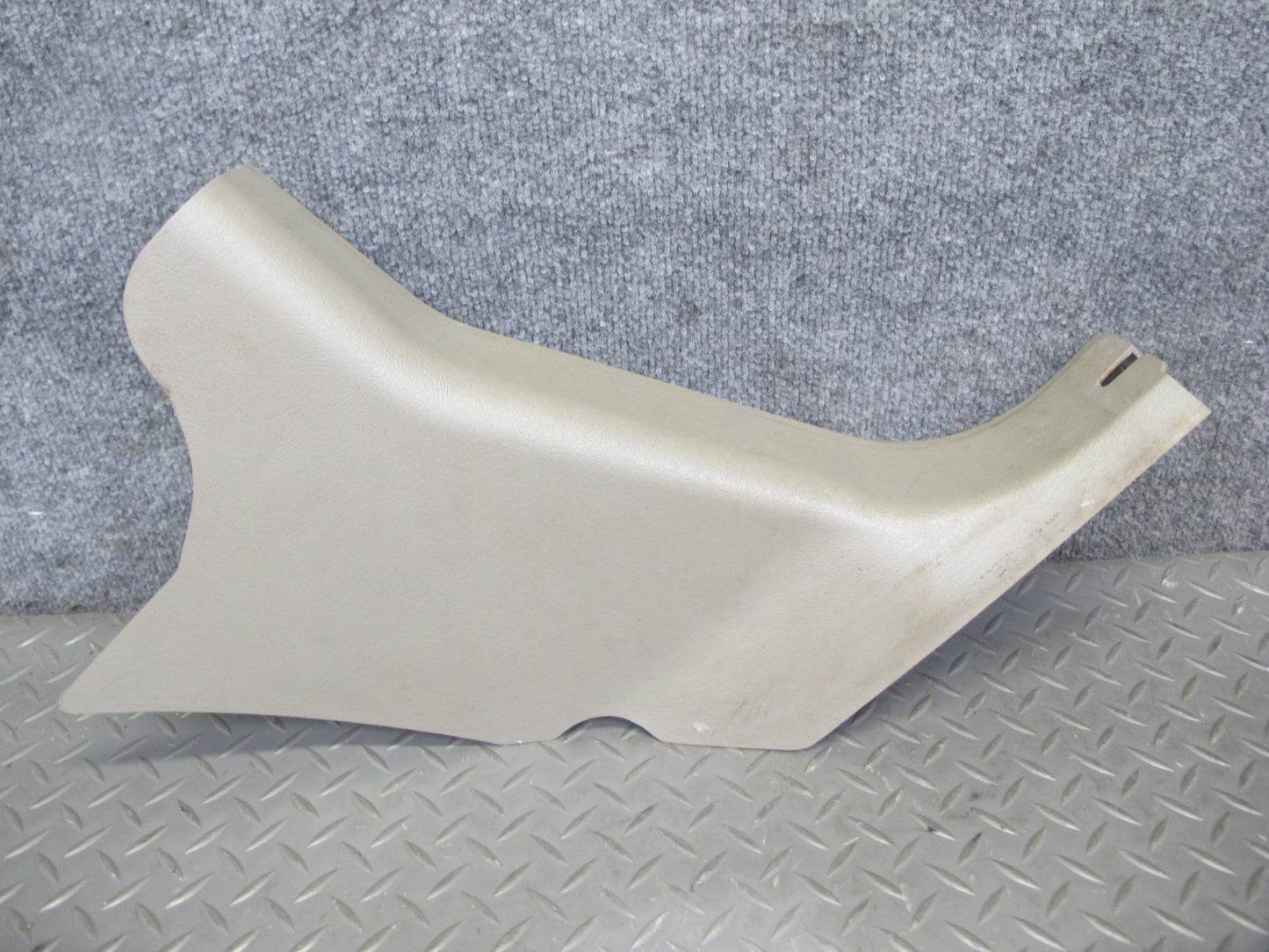 2003-2009 Hummer H2 Front Right & Left Side Lower Kick Trim Cover Panel Set