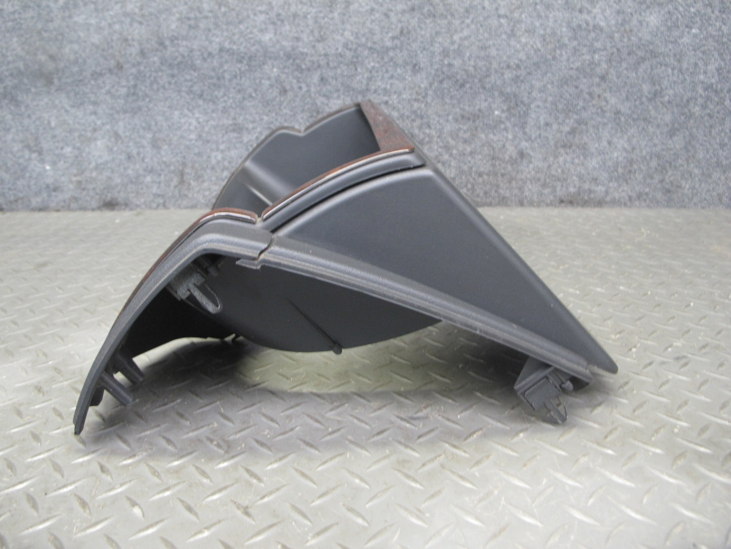 2003-2007 Hummer H2 Dash Instrument Speedometer Bezel Cover Trim Panel 15177439