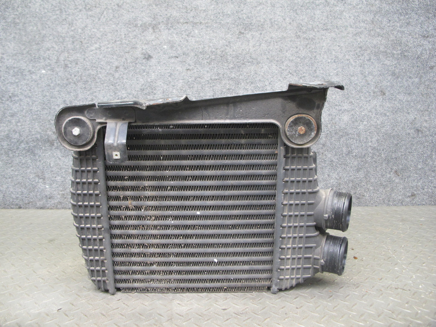2017-2020 Maserati Levante M161 3.0L Left Intercooler w Shroud 16484793