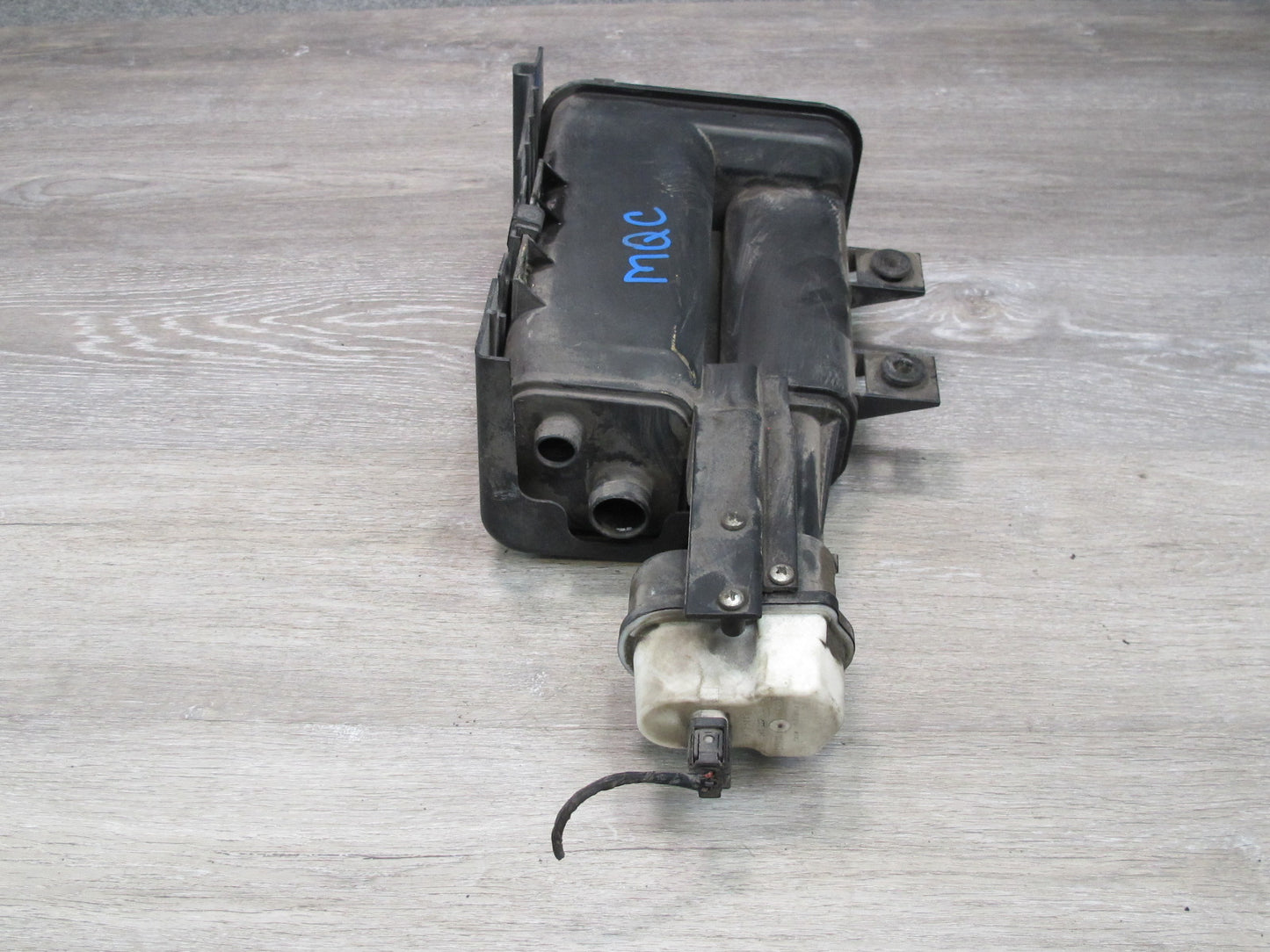 07-13 Mini R55 R56 R58 R59 R57 Fuel Evap Vapor Charcoal Canister w Leak Pump OEM