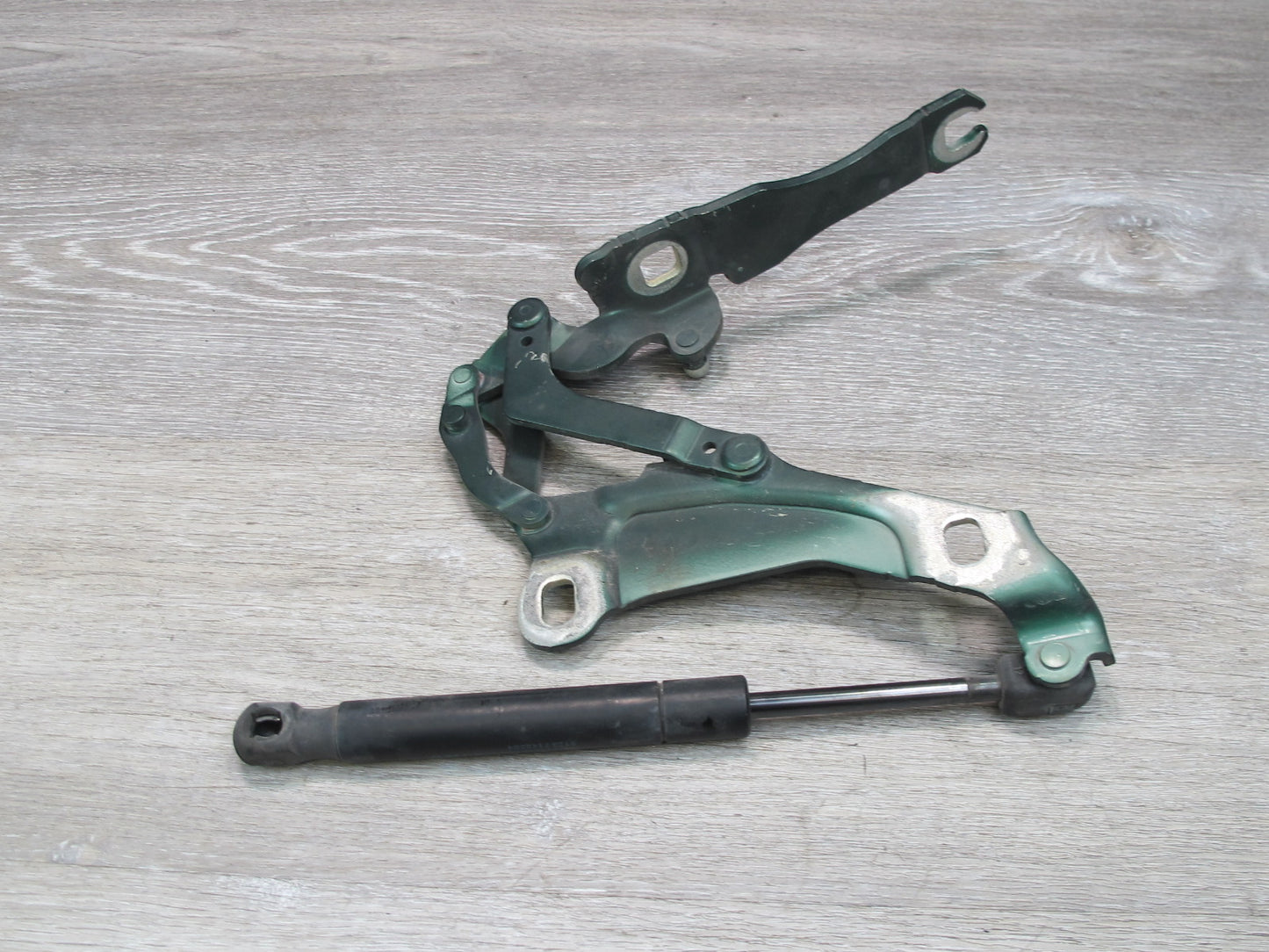07-15 Mini R55 R56 R58 R59 R57 Set of 2 Front Left & Right Hood Hinge OEM