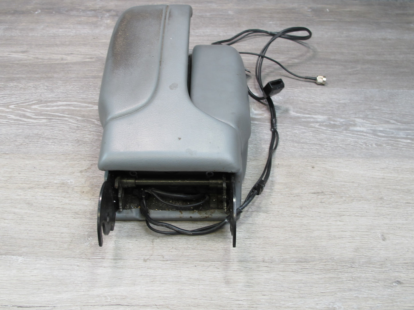 94-99 Mercedes W140 Sedan Front Center Console Armrest w Sunvisors Set Gray OEM