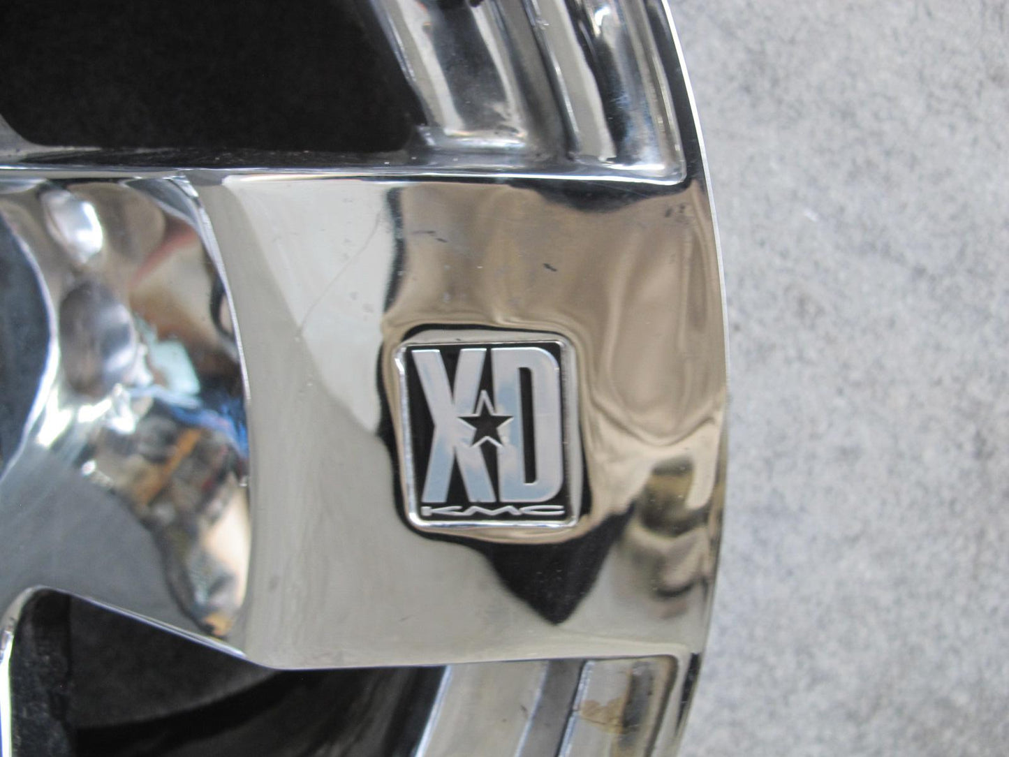 XD KMC XD775 Rockstar Chrome 22" R22 Wheel Rim 22X12J 8X165.1 ET-44